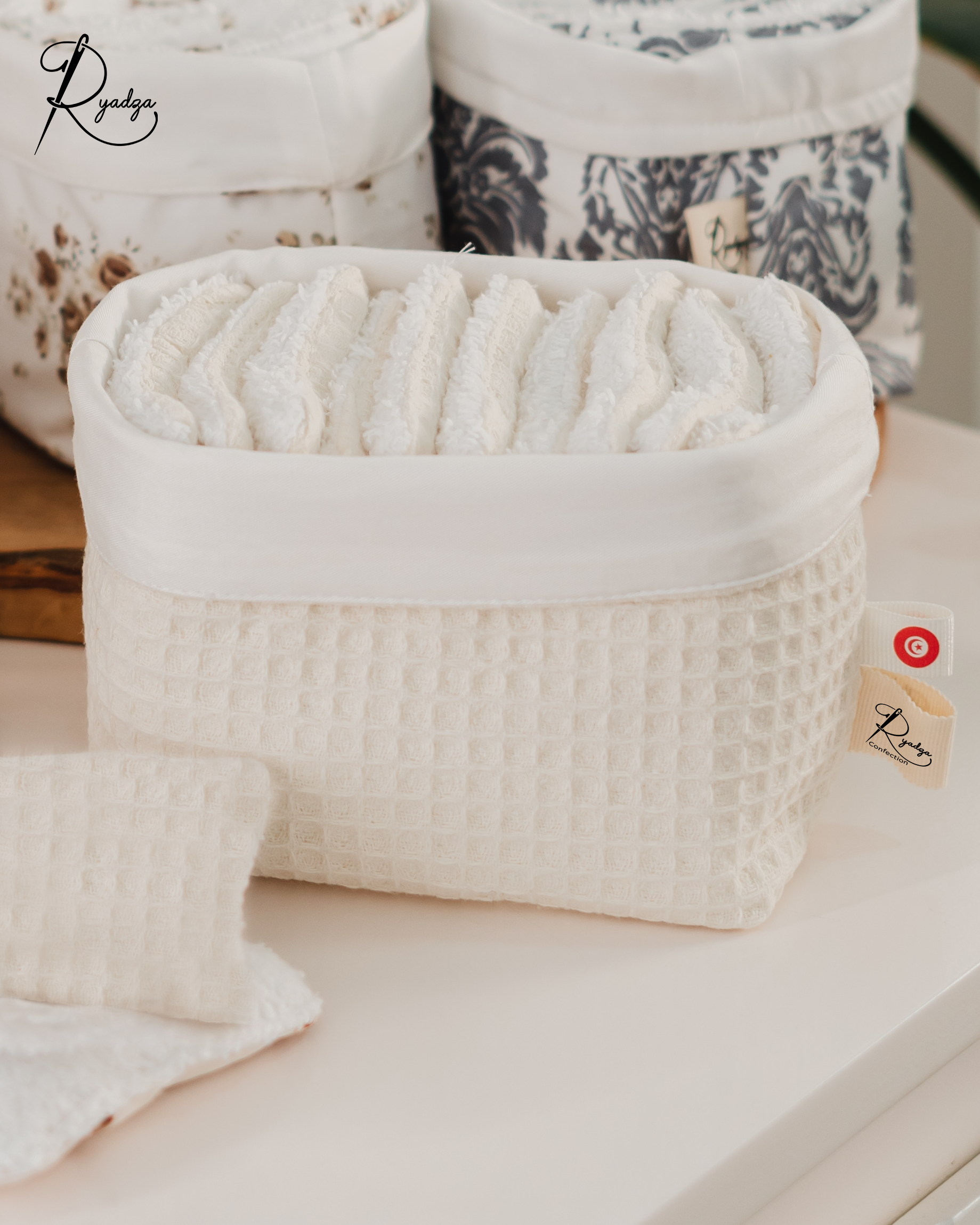 Petite Serviette Visage en Tissu Doux
